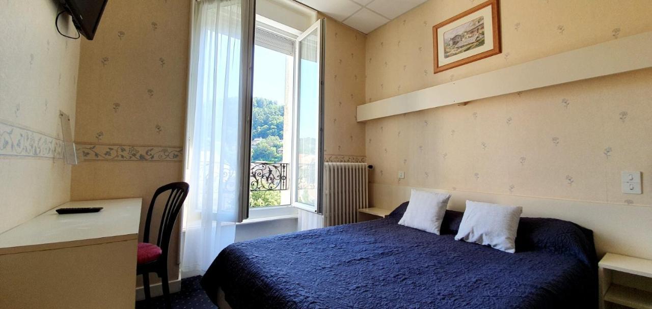 Hôtel Saint Jean Vals-les-Bains Exterior foto